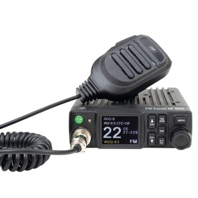 Stație radio CB PNI Escort HP 8900 cu ecran LCD color și microfon cu cablu spiralat