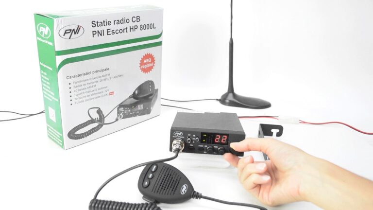 Stație CB PNI Escort HP 8000L, SQL-ASQ, voltaj 12V, Canale urgenta, Lock, utilizare simplificată