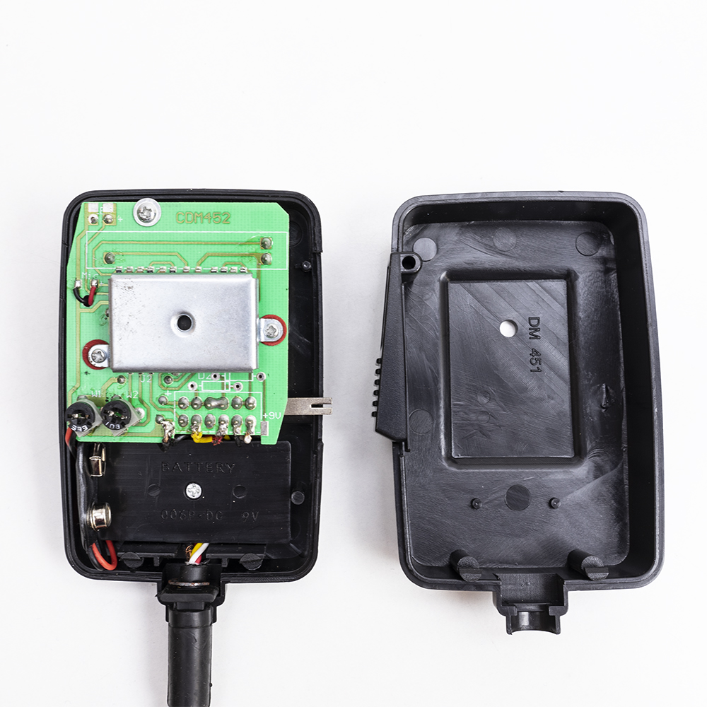 Microfon cu Ecou PNI Echo, 6 Pini, pentru Stație Radio CB, Alimentare Baterie 9V